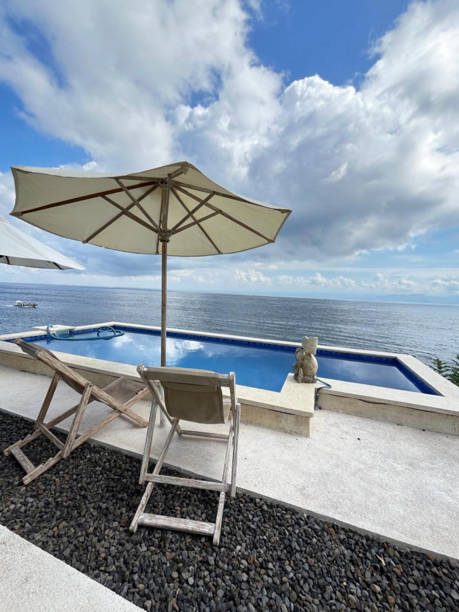 The Edge Lembongan Villa Exterior photo