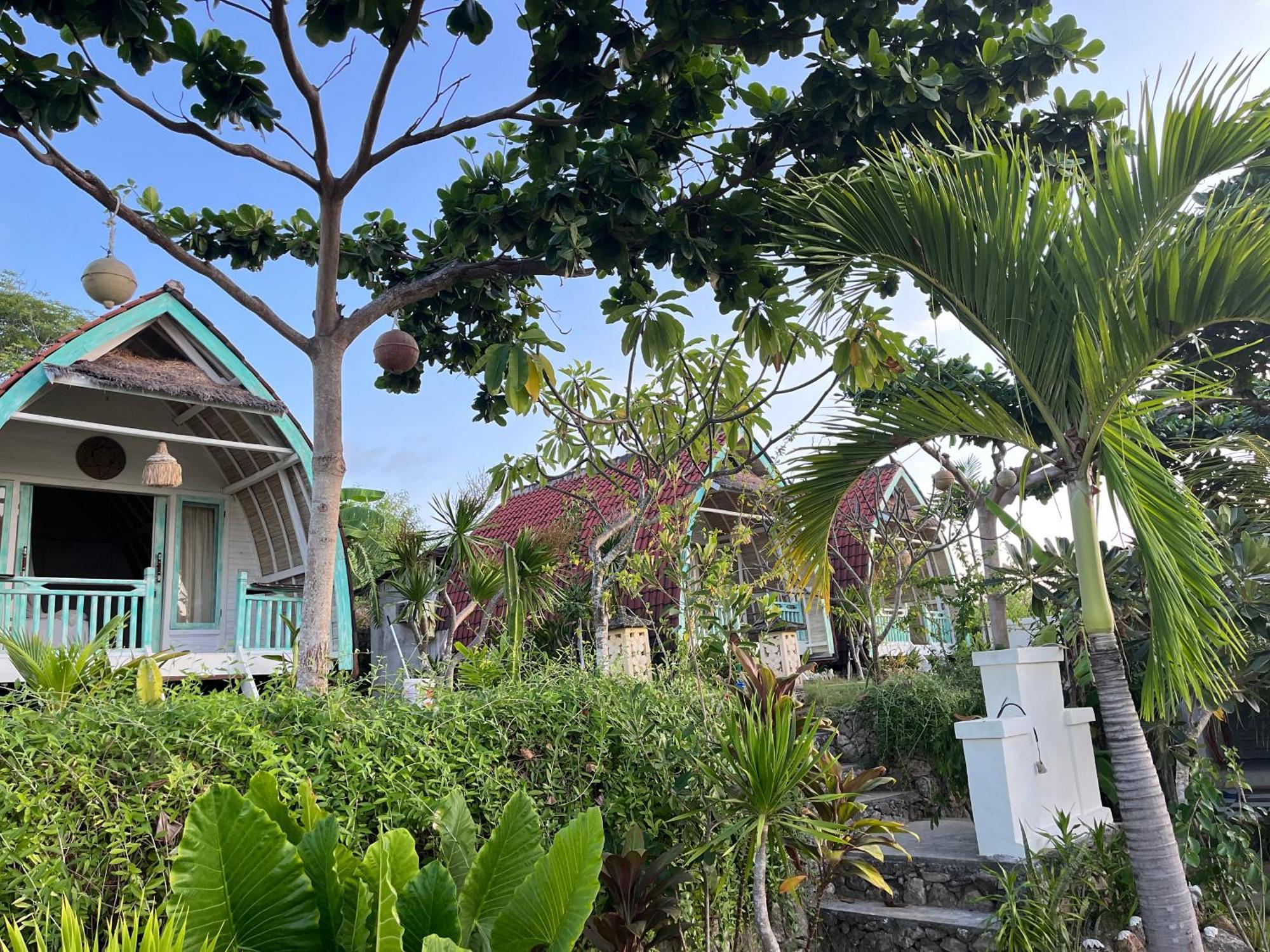 The Edge Lembongan Villa Exterior photo