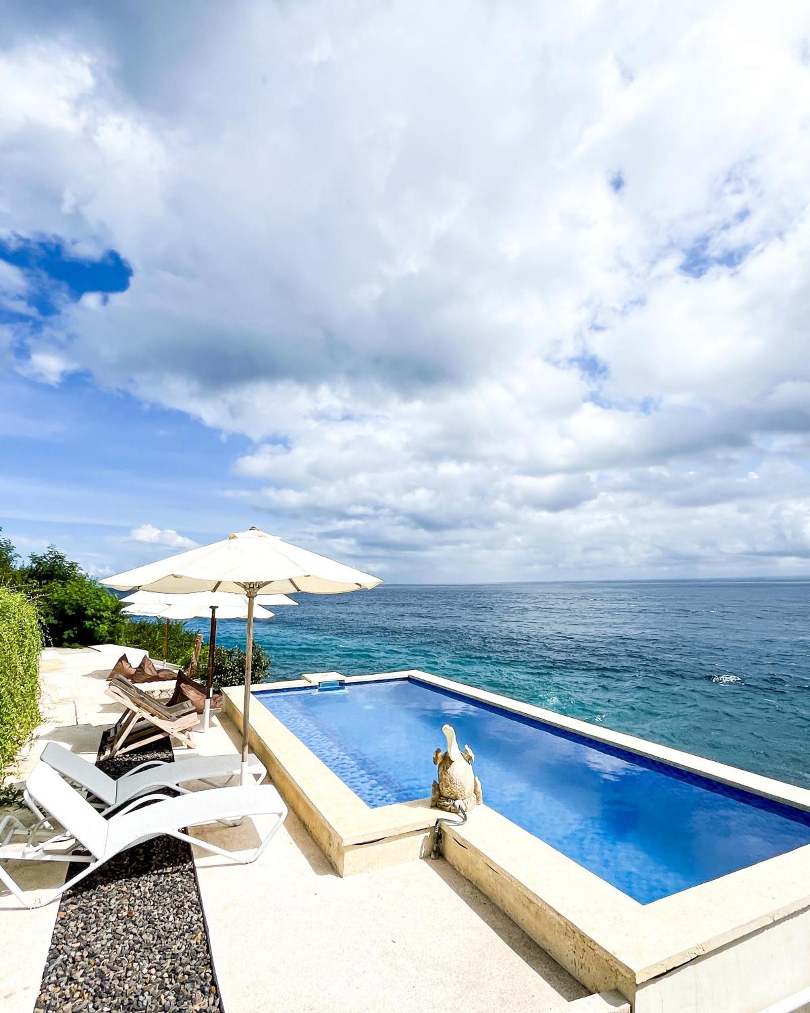 The Edge Lembongan Villa Exterior photo